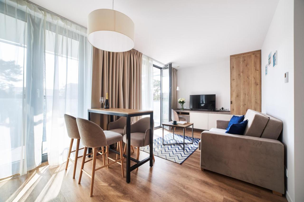 Jantaris Mielno Apartamenty Przy Plazy Eksteriør bilde