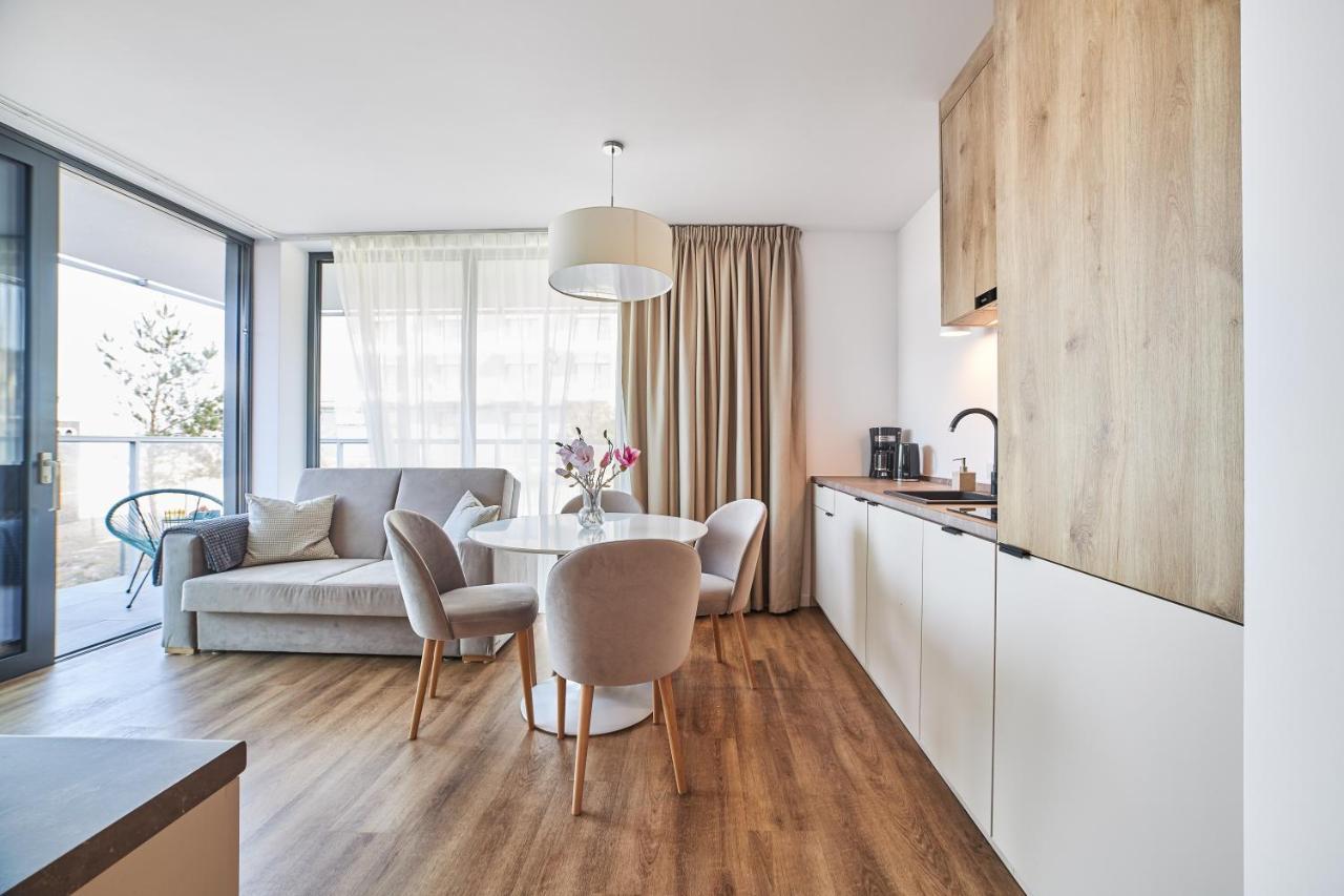 Jantaris Mielno Apartamenty Przy Plazy Eksteriør bilde